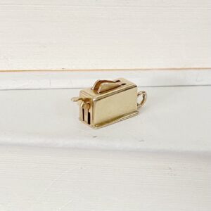 Amazing Vintage Solid 10k Gold Pop Up Toaster Charm - Image 3