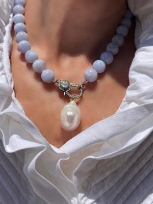 Dhara Silk Knotted Blue Lace Agate Necklace with Moonstone and Diamond Clasp - Image 2